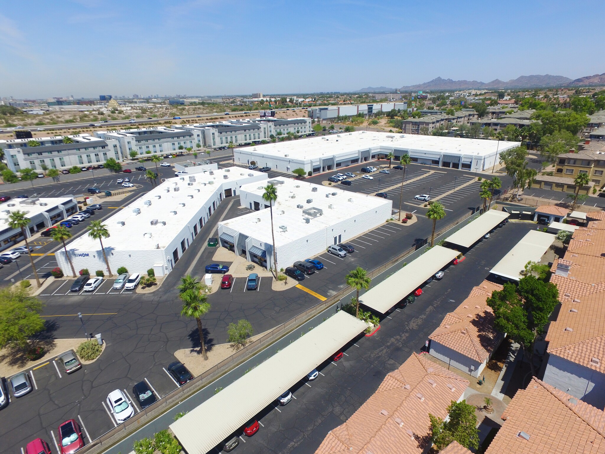 5330 E Washington St, Phoenix, AZ to rent Building Photo- Image 1 of 5