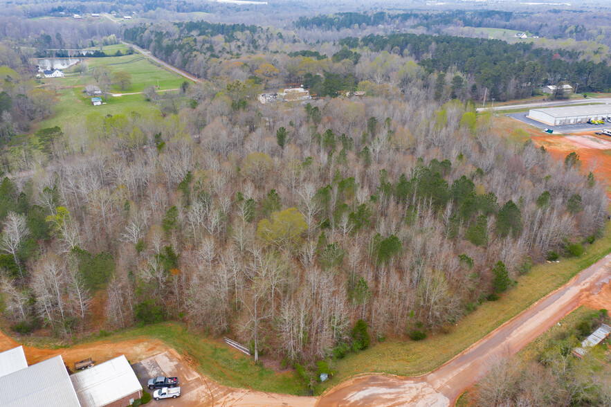 175 Apex Dr, Jefferson, GA for rent - Construction Photo - Image 3 of 4