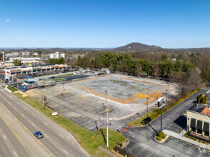 1910 N Roan St, Johnson City, TN for rent Building Photo- Image 1 of 15