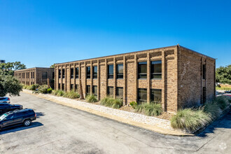 2929 Mossrock Dr, San Antonio, TX for rent Building Photo- Image 1 of 10