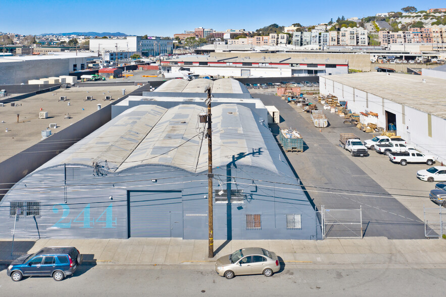 244 Napoleon St, San Francisco, CA for rent - Building Photo - Image 1 of 17