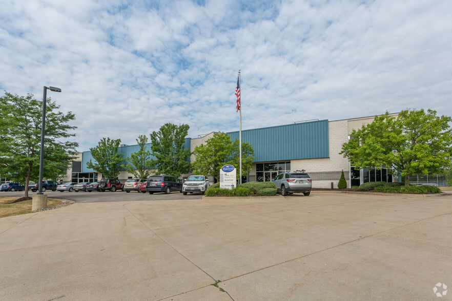 5230-5240 Portside Dr, Medina, OH for sale - Building Photo - Image 1 of 1