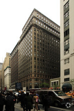 463 Seventh Ave, New York, NY for rent Primary Photo- Image 1 of 7