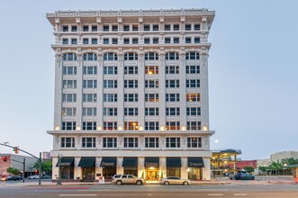 509 Market St, Shreveport, LA for rent Building Photo- Image 1 of 16