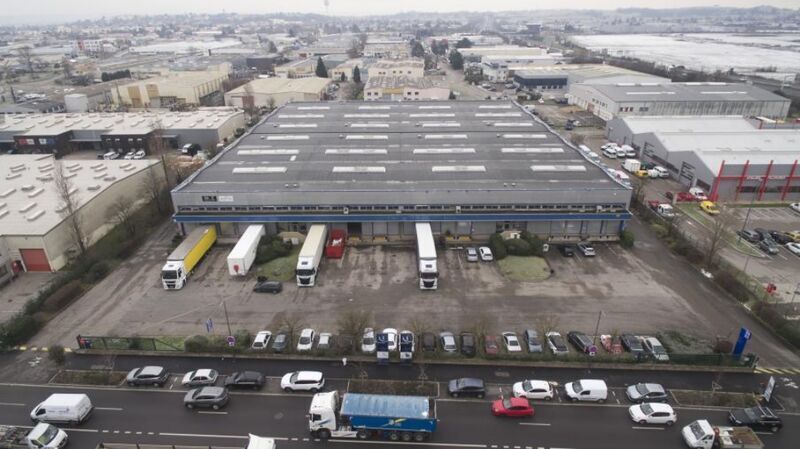 Light Industrial in Chassieu to rent - Aerial - Image 2 of 4