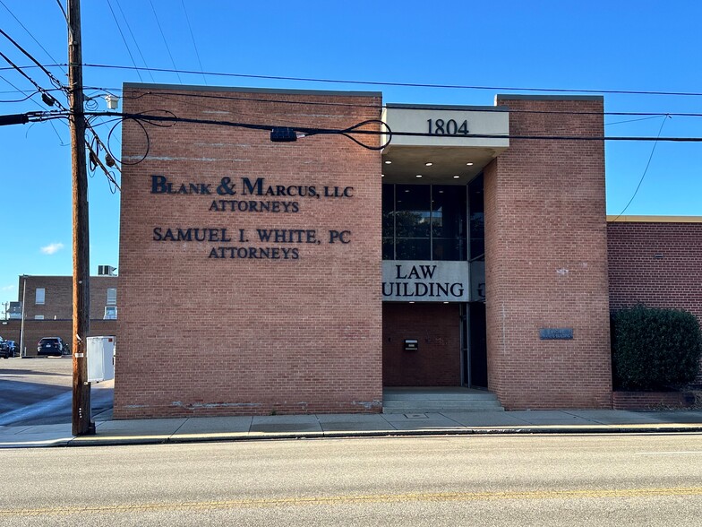 1804 Staples Mill Rd, Richmond, VA for rent - Building Photo - Image 1 of 1