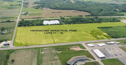 N Shawano St & Handschke Dr, New London, WI for sale Primary Photo- Image 1 of 1