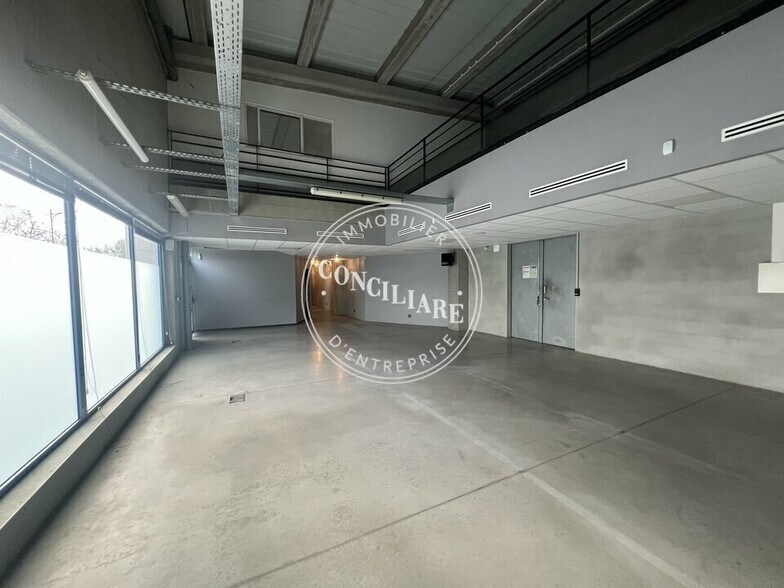 Industrial in Toulouse to rent - Interior Photo - Image 3 of 5