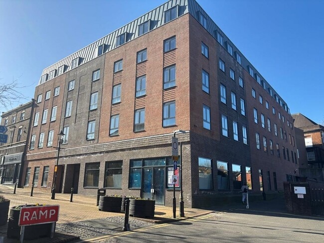 More details for 47 Ironmarket, Newcastle Under Lyme - Retail to Rent