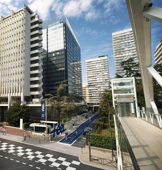 33 quai de Dion Bouton, Puteaux to rent - Building Photo - Image 2 of 12