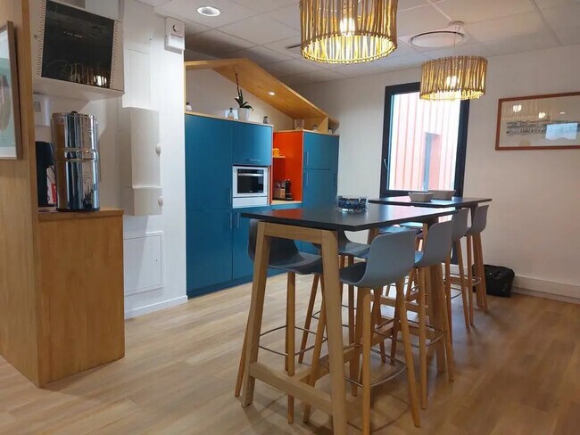 Location Bureaux 213 m²