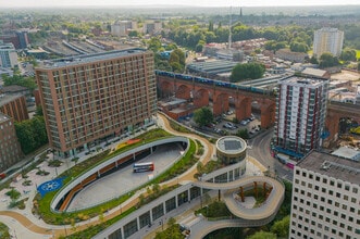 Exchange St, Stockport to rent Building Photo- Image 1 of 6