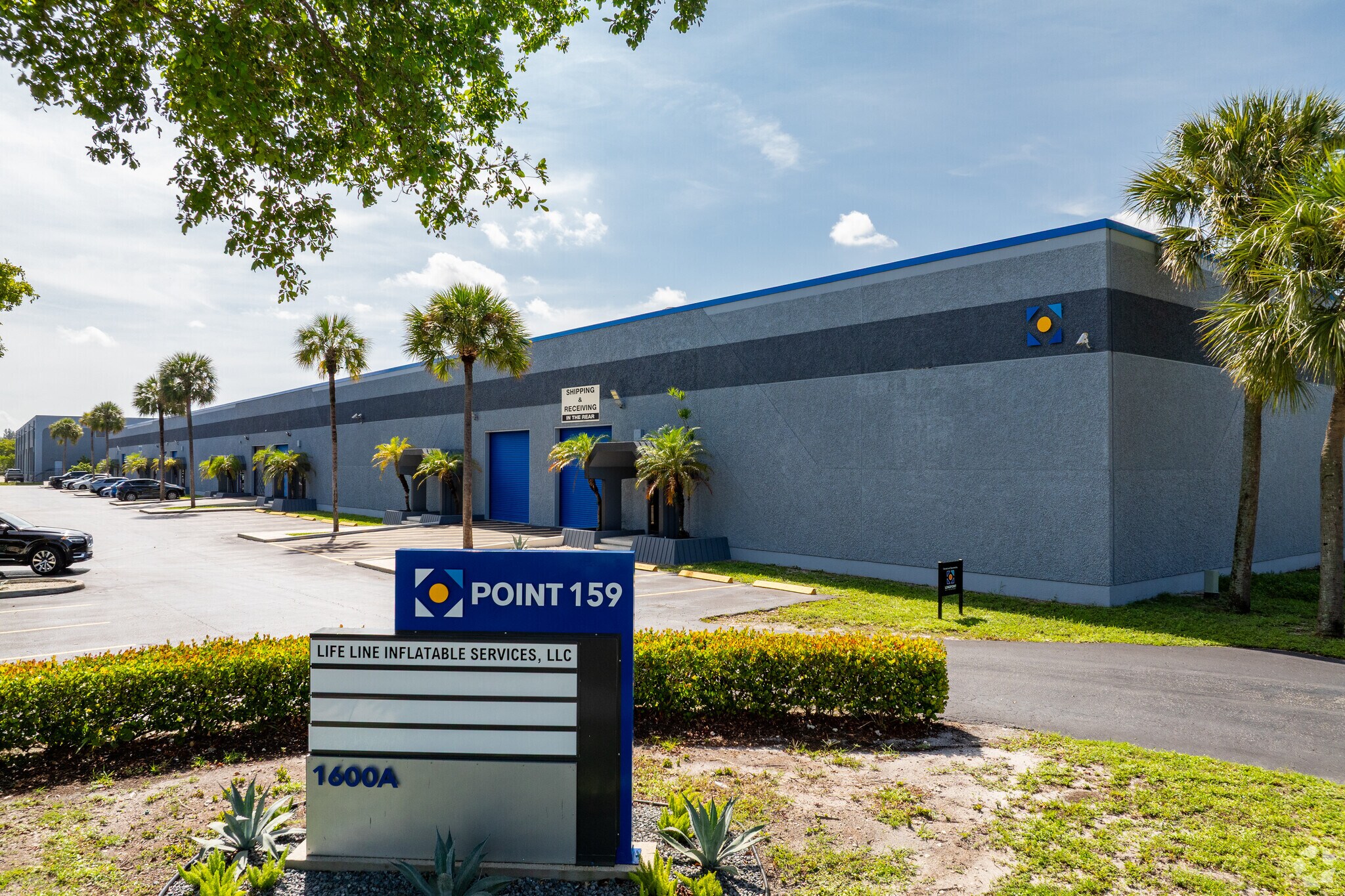 1600 NW 159th St, Miami, FL to rent Primary Photo- Image 1 of 7