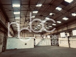 Light Industrial in Chassieu to rent Interior Photo- Image 2 of 6