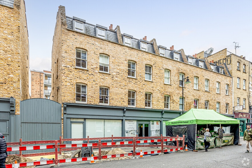 147 Whitecross St, London to rent - Primary Photo - Image 1 of 19