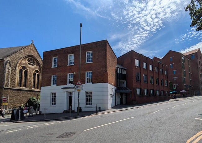 More details for 1 Portsmouth Rd, Guildford - Office to Rent