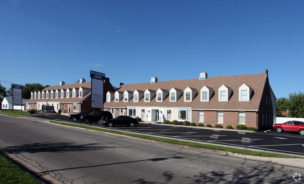 2901 N Oakwood Ave, Muncie, IN for rent - Building Photo - Image 1 of 5