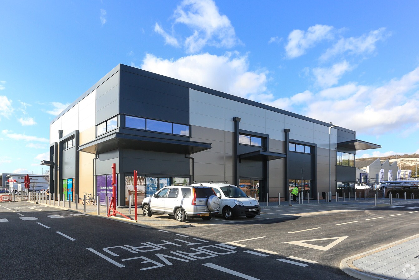 Binnacle Way, Portsmouth PO6 4SR UK