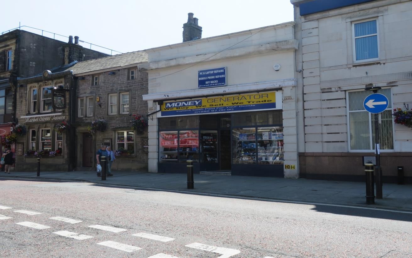 46 Market St, Colne, BB8 0HR UK