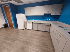 3928 Pender Dr, Fairfax, VA to rent Building Photo- Image 1 of 6