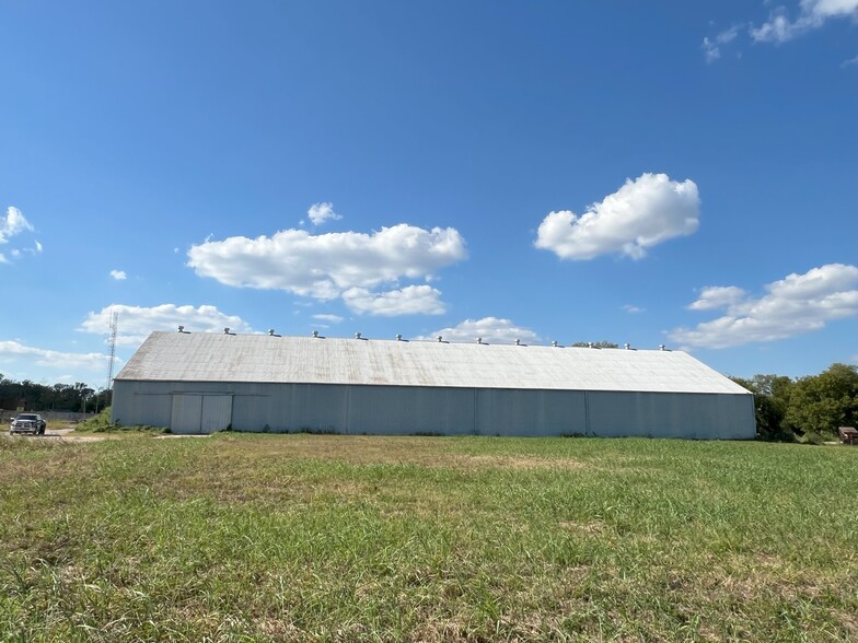 19564 SH 30, Shiro, TX for sale - Primary Photo - Image 1 of 12