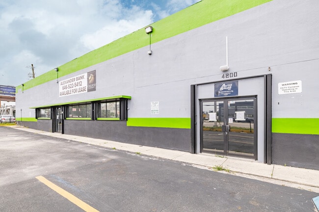 More details for 4200-4250 NW 72nd Ave, Miami, FL - Industrial to Rent