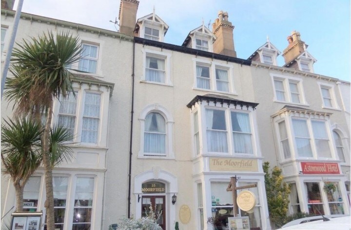 15 Chapel St, Llandudno for sale Primary Photo- Image 1 of 1