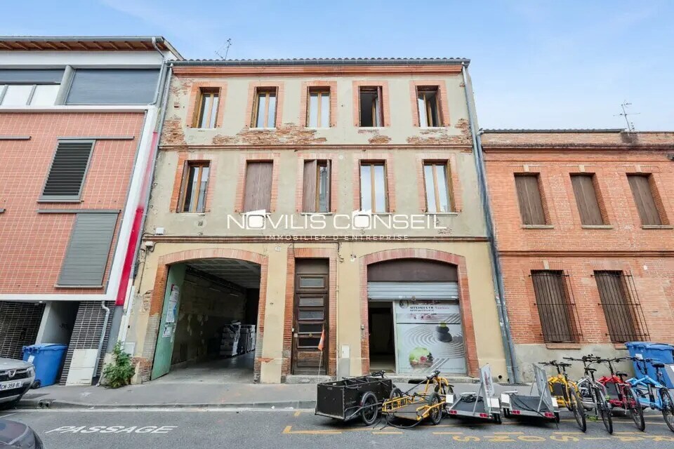 Retail in Toulouse for sale Building Photo- Image 1 of 9