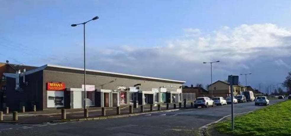 42-49 Landford Av, Liverpool to rent - Primary Photo - Image 1 of 1