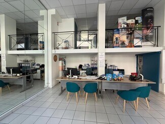 More details for 6 Rue Des Emeraudes, Lyon - Retail to Rent