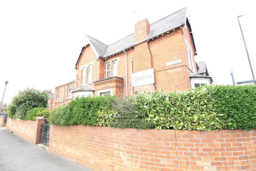 2 Hamilton Rd, Lincoln to rent - Building Photo - Image 3 of 9