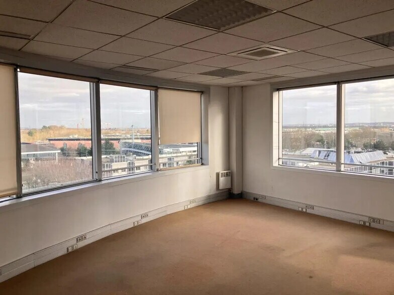 47 Allée Des Impressionnistes, Villepinte for sale - Interior Photo - Image 3 of 7