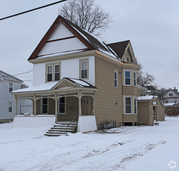 16-18 Baker St, Auburn, NY for sale - Primary Photo - Image 1 of 1