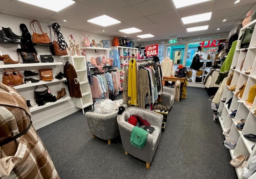 12 Newborough, Scarborough to rent Interior Photo- Image 1 of 3