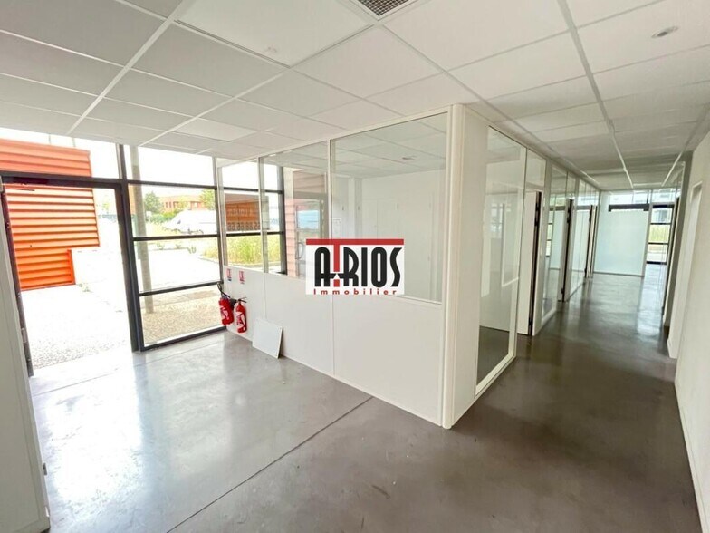 Light Industrial in La Farlède for sale - Interior Photo - Image 3 of 23