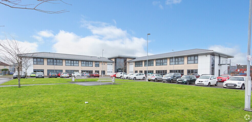 23 Ardlaw St, Glasgow to rent - Primary Photo - Image 1 of 7