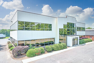 700 Matthews-Mint Hill Rd, Matthews, NC for rent Building Photo- Image 1 of 7