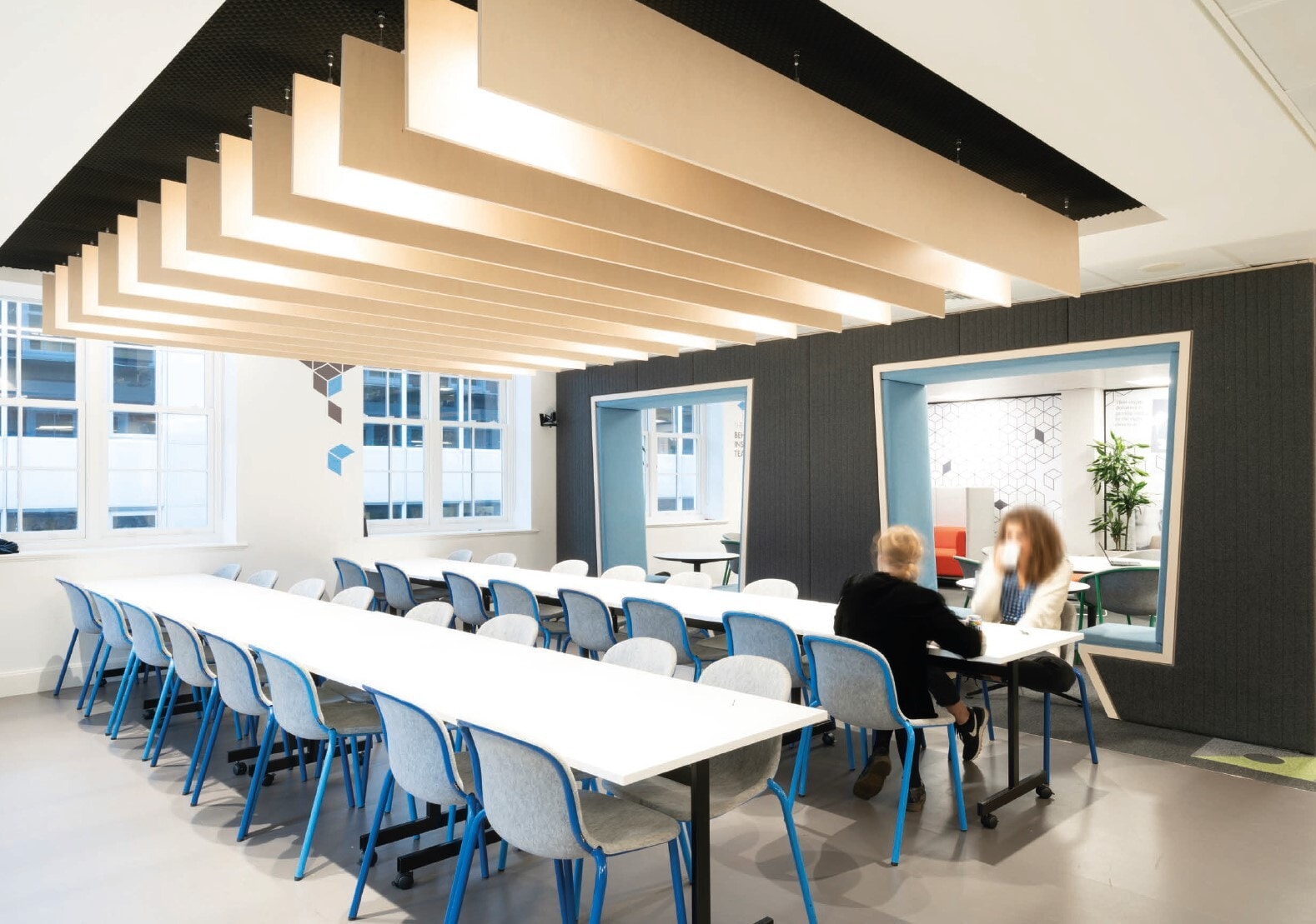 4 Matthew Parker St, London to rent Interior Photo- Image 1 of 4