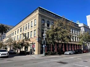 643 Magazine St, New Orleans, LA for rent Building Photo- Image 1 of 10