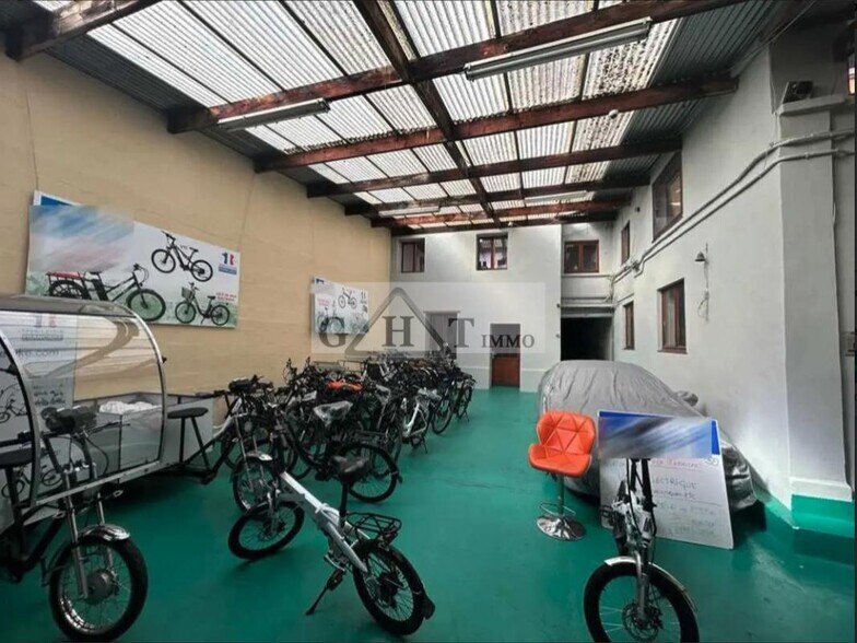 Industrial in Bagnolet for sale - Interior Photo - Image 3 of 5