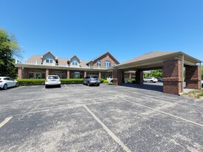 700 S College Ave, Bloomington, IN for sale Primary Photo- Image 1 of 1