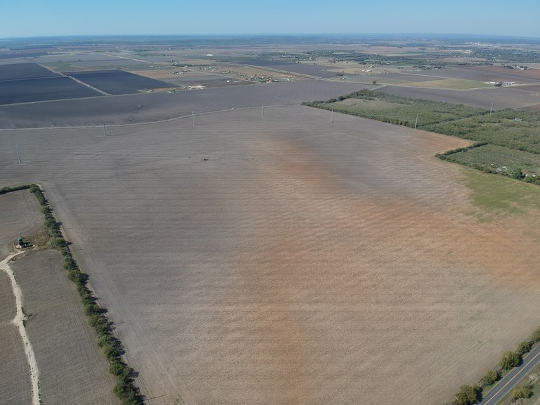 Wisdom Rd, Atascosa, TX for sale - Primary Photo - Image 1 of 15