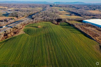 2040 Genesis Rd, Crossville, TN for sale Building Photo- Image 1 of 10