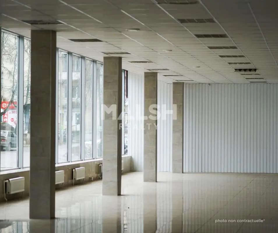 Vente Commerce 313 m² - Photo 1