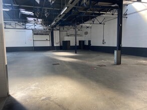 365 Route De Vienne, Vénissieux to rent Interior Photo- Image 2 of 10