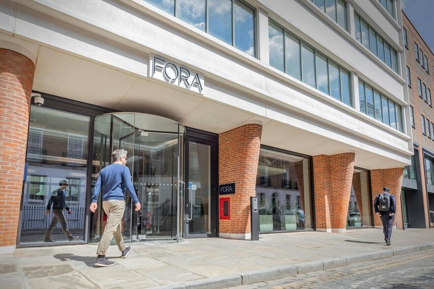 35-41 Folgate St, London to rent - Building Photo - Image 2 of 9