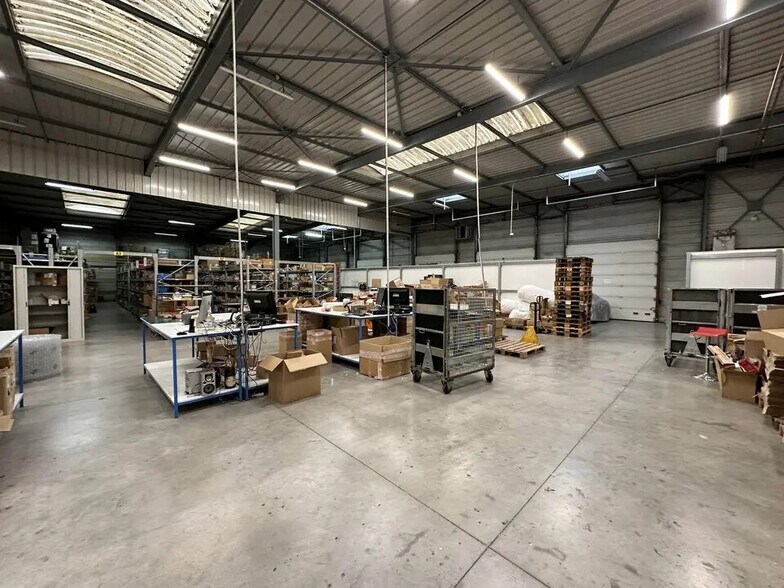 Office in Illkirch-Graffenstaden to rent - Interior Photo - Image 3 of 8