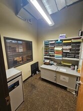 75 NW Couch St, Portland, OR to rent Interior Photo- Image 2 of 13