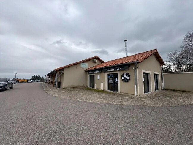 Location Commerce 63 m²