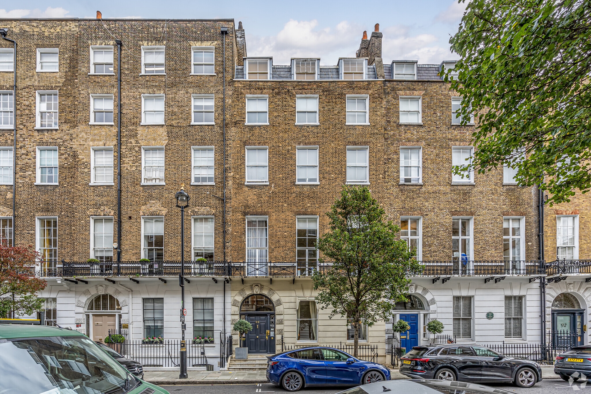 96 Harley St, London for sale Primary Photo- Image 1 of 1